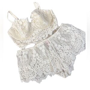 Victoria Secret Ivory Lace Bra Panty Set 36D L Bridal Romantic Sexy Lingerie